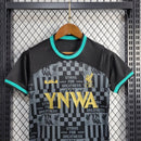 Conjunto Infantil Liverpool x Lebron James 2024/25 - Unissex