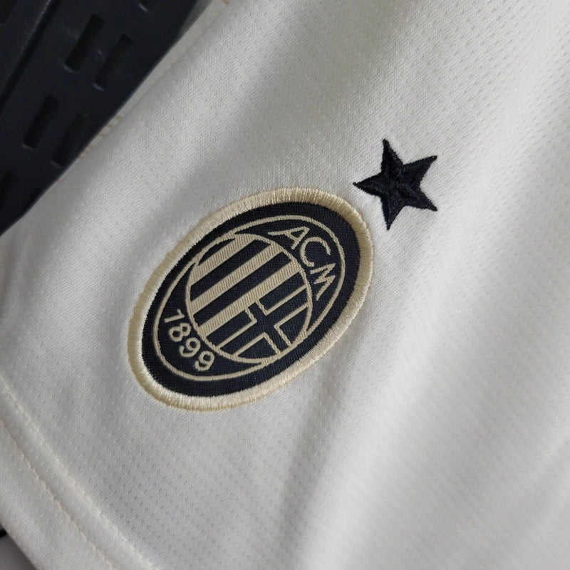 Bermuda AC Milan x Pleasures Bege 2023/24 - Masculino